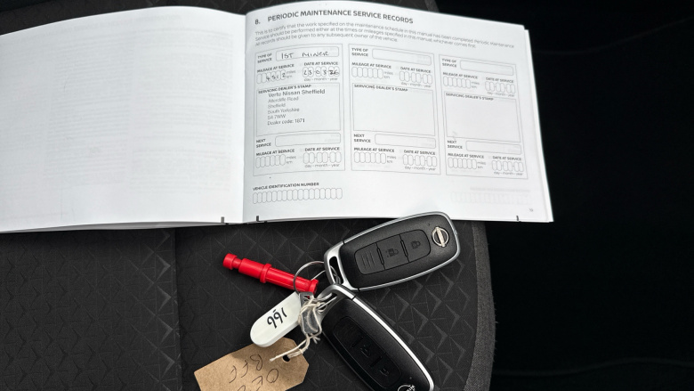 Nissan Juke 1.0 DiG-T N-Connecta 5dr DCT Petrol Hatchback